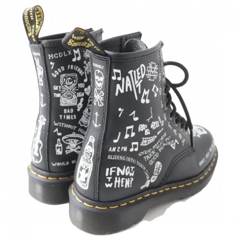 Dr. Martens 1460 Scribble Black купить в интернет-магазине Yoocart с быстрой доставкой по России.
