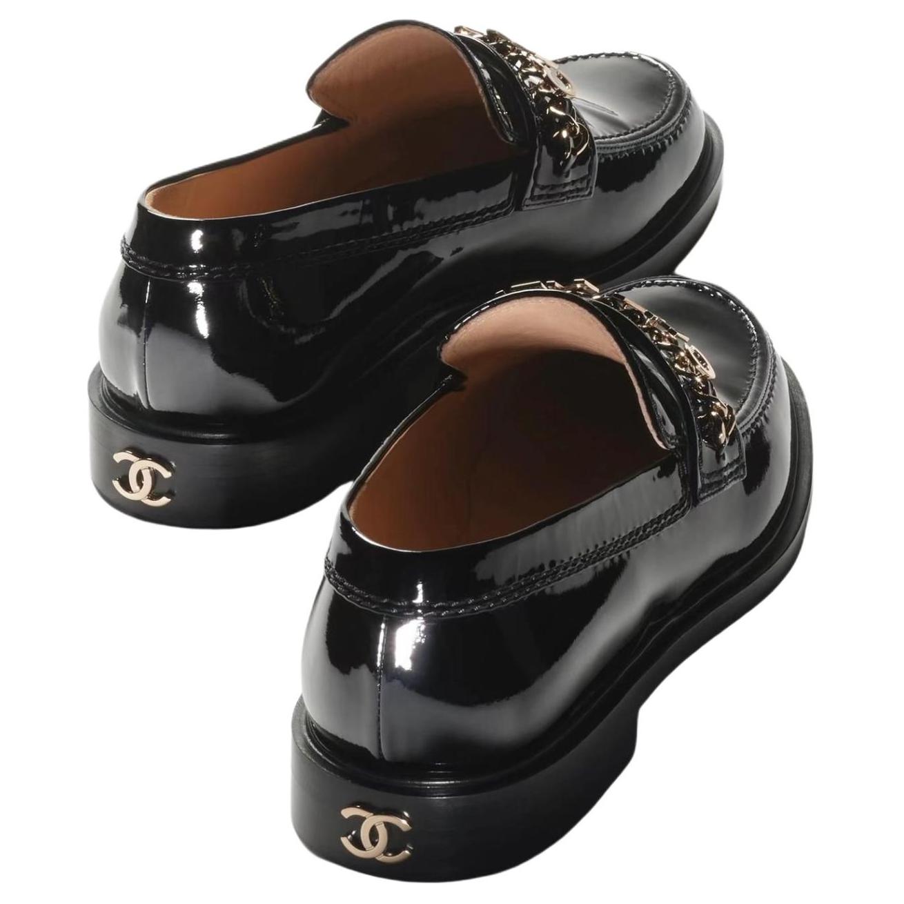 CHANEL Women's Casual Shoes Women's Black