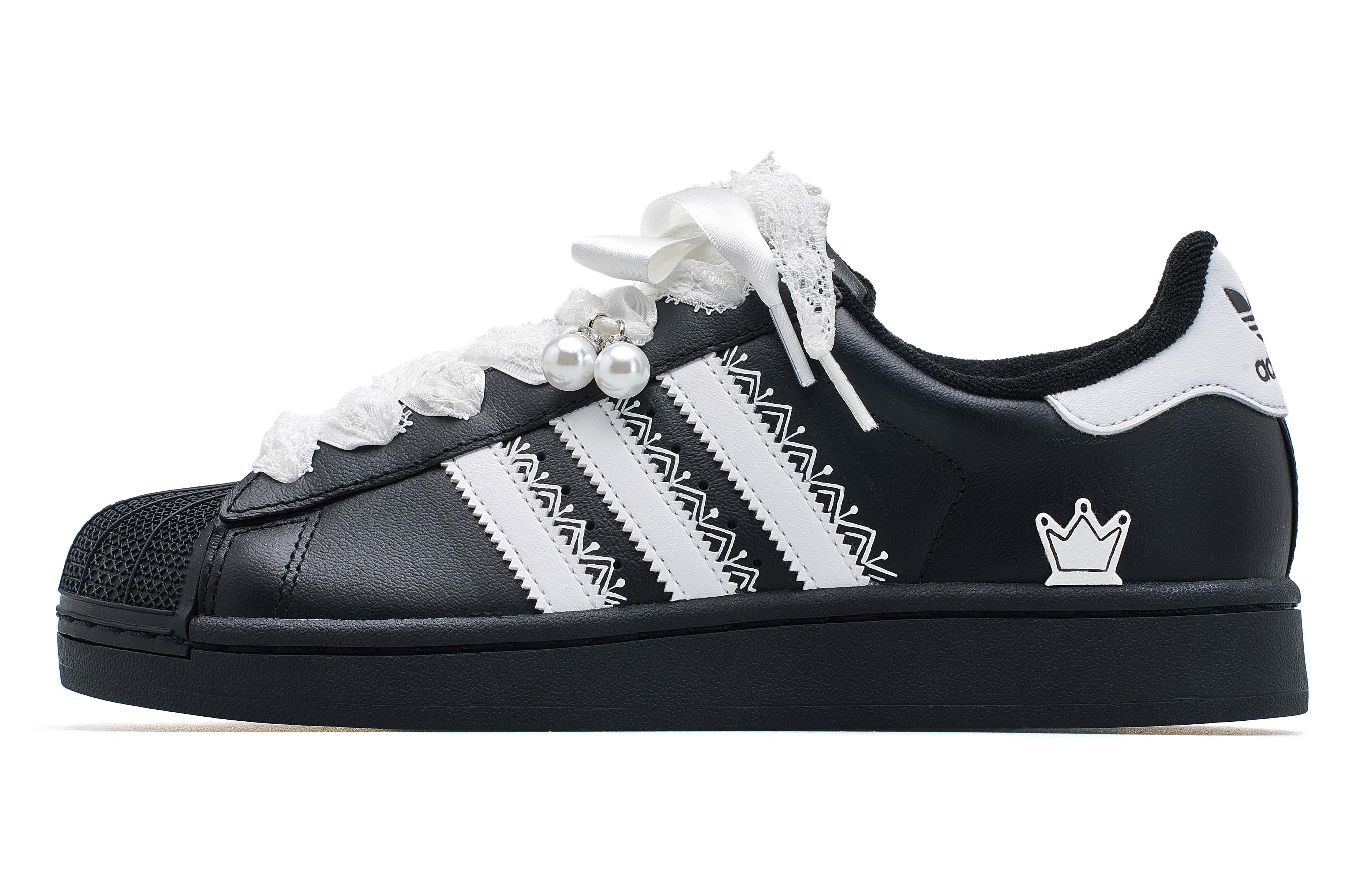 Adidas Originals Superstar Abrasion Resistant Low top Skateboard Shoes Unisex Black White