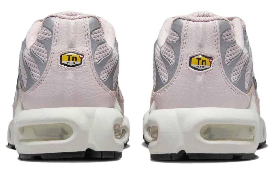 Nike Air Max Plus 'Platinum Violet' Women's купить в интернет-магазине Yoocart с быстрой доставкой по России.