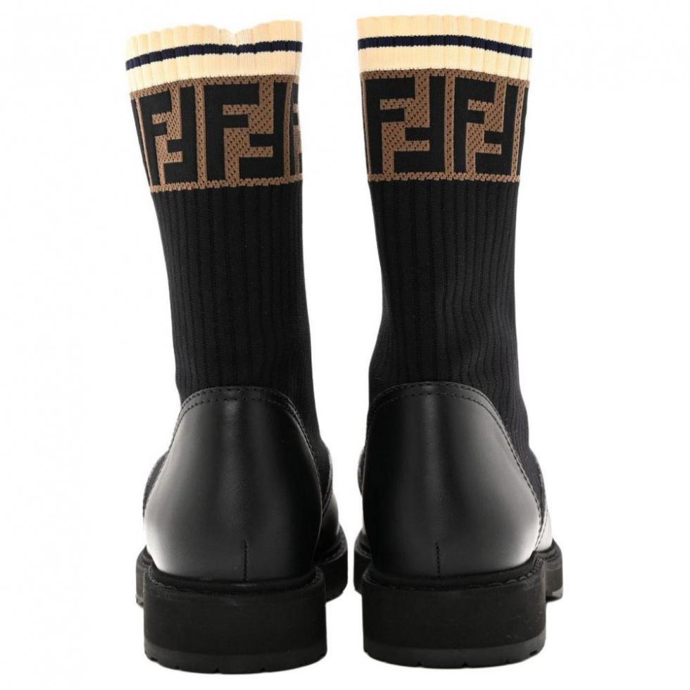 FENDI Rockoko Ff Motif Combat Boots Women's купить в интернет-магазине Yoocart с быстрой доставкой по России.