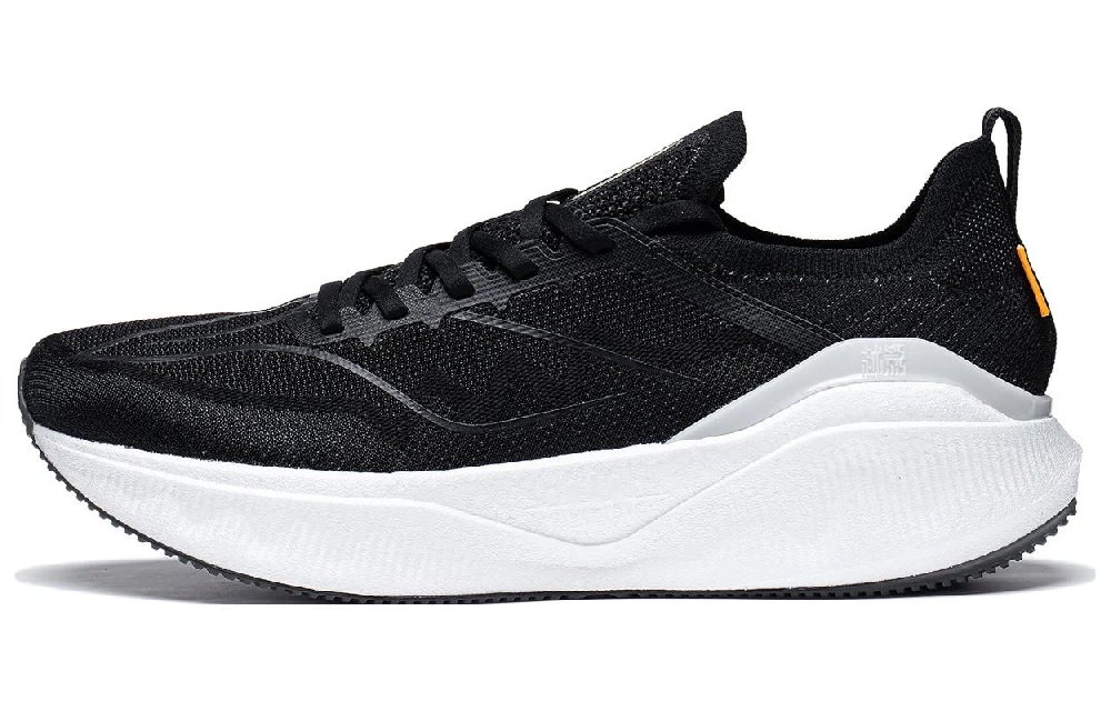 LiNing YueYing 3.0 Pro Anti-Slip Wear-Resistant Low-Top Running Shoes Men's Black White