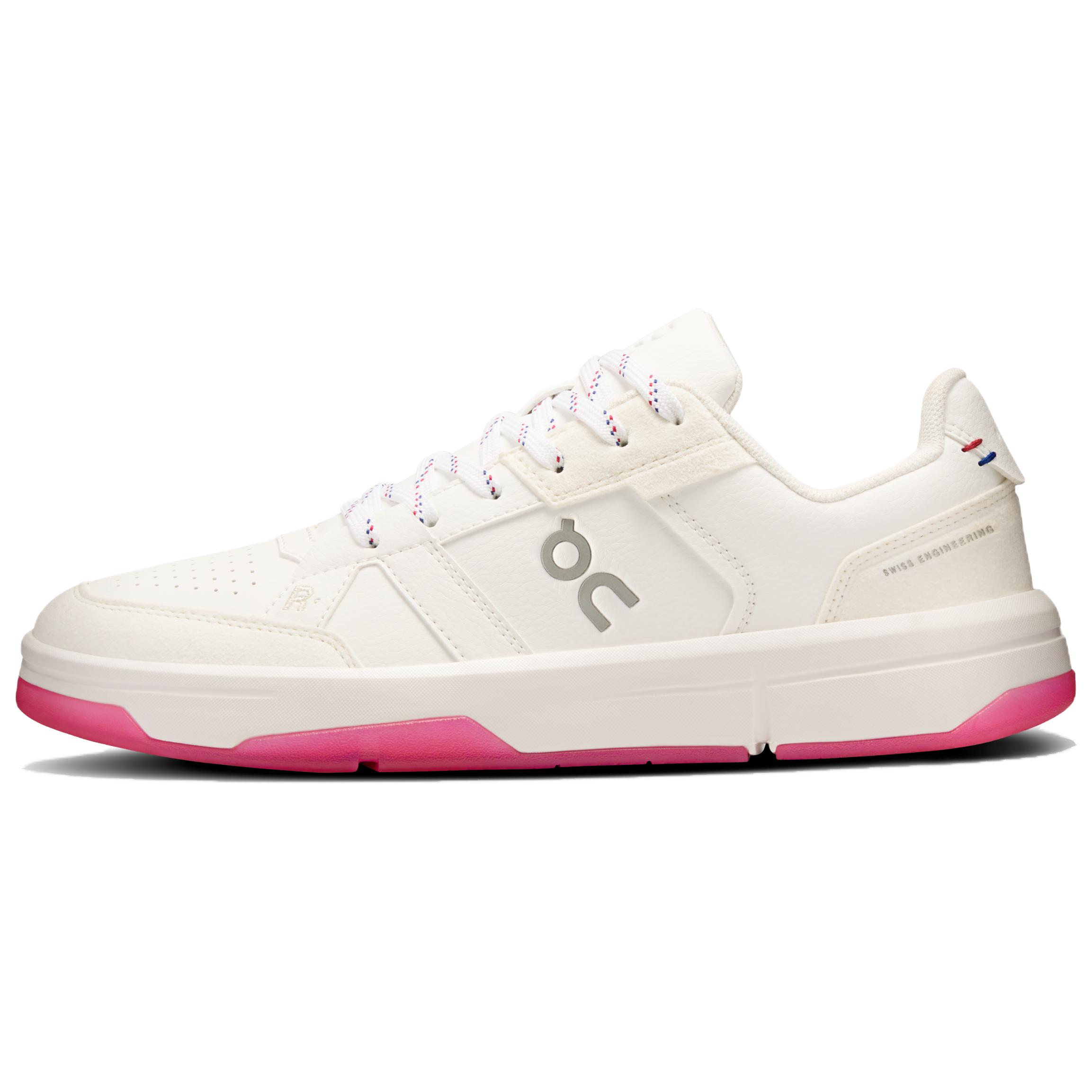On CLOUDNOVA Low top Skateboard Shoes Women's White