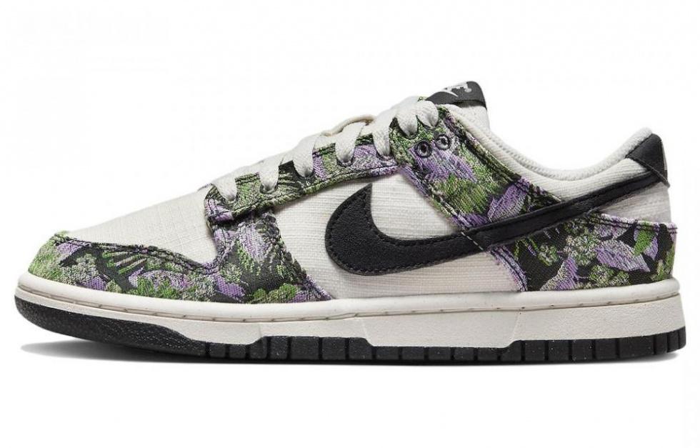Nike Dunk Low Floral Tapestry Women's