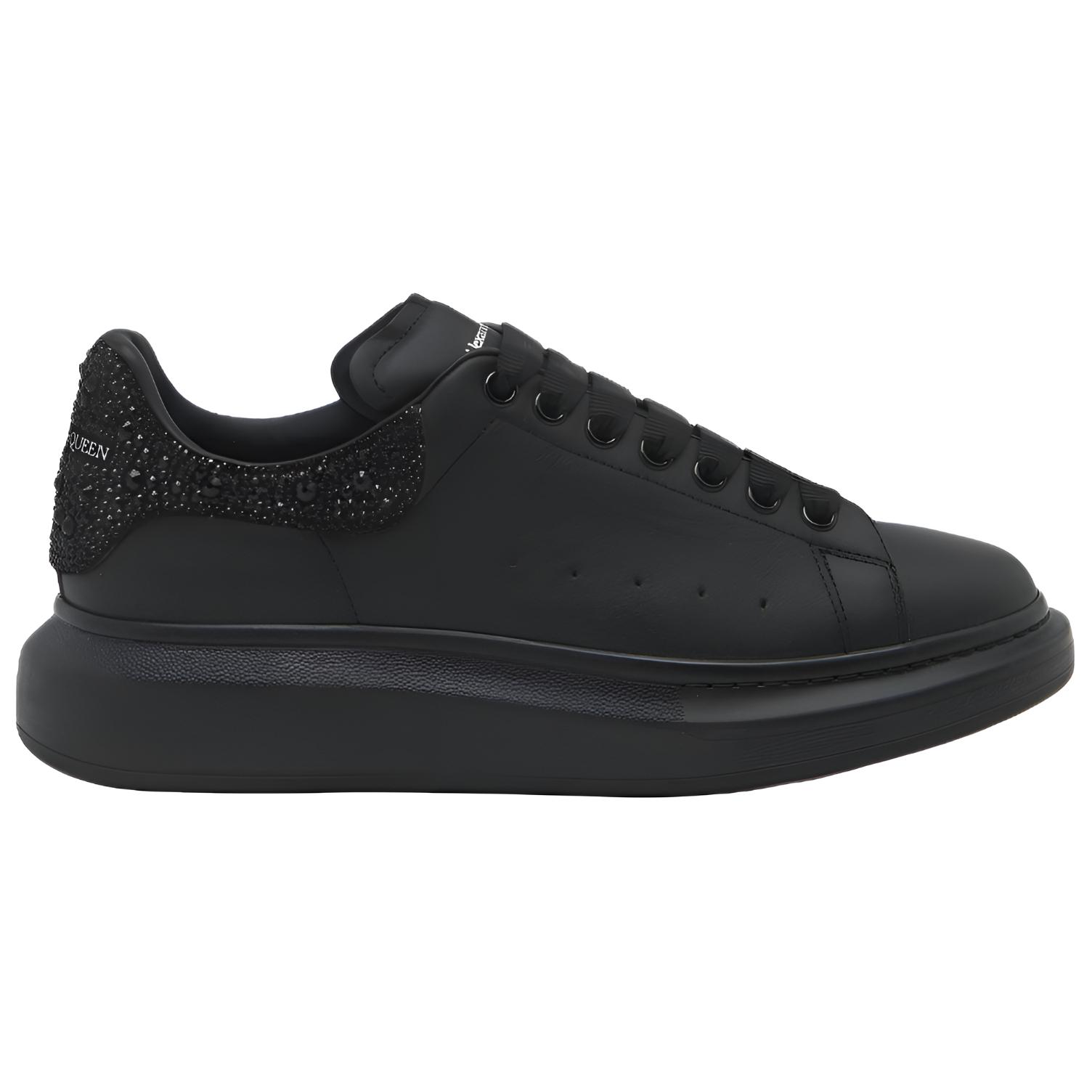 Alexander McQueen Low top Casual Shoes Men's Black