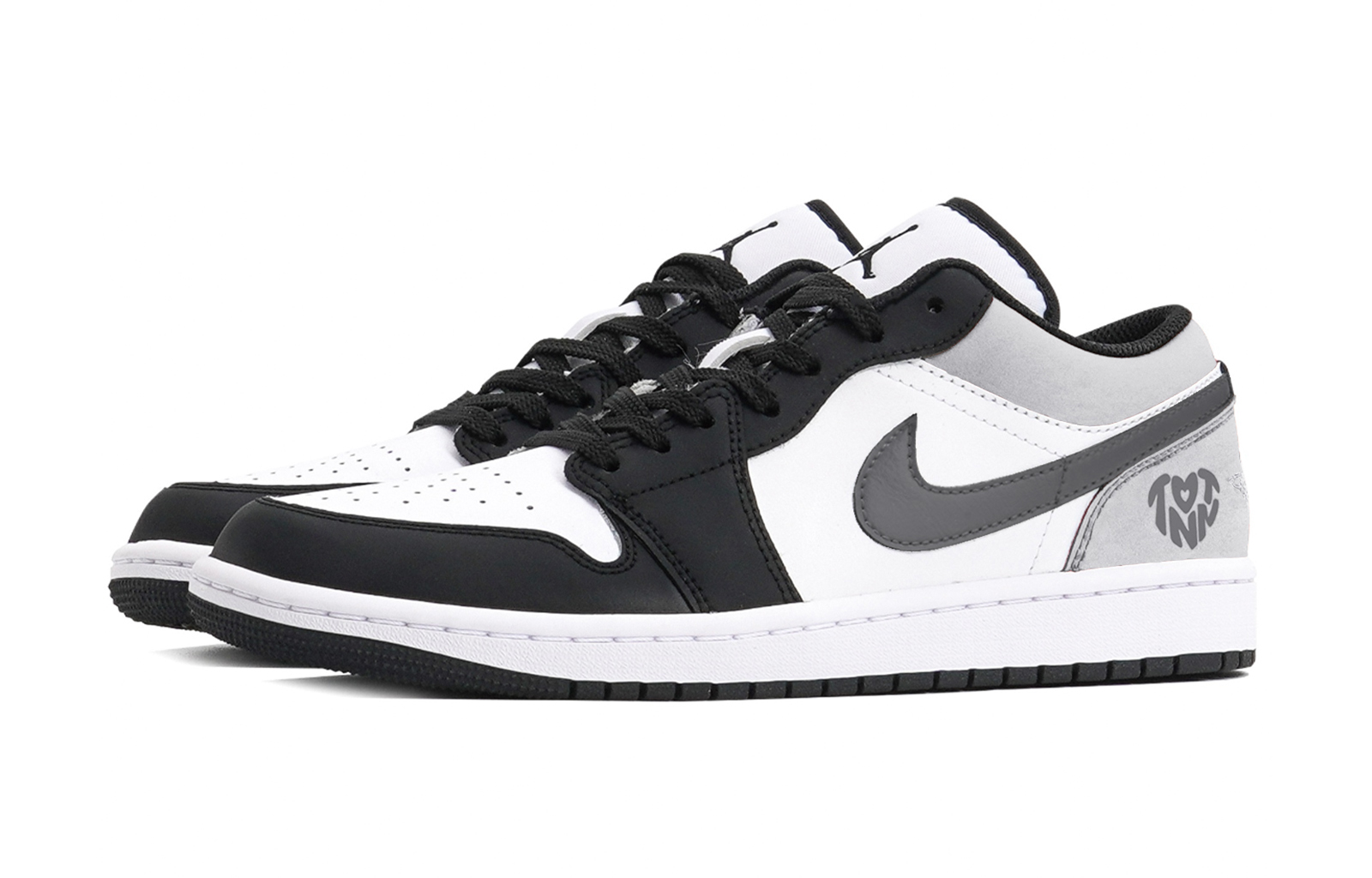 Jordan Air Jordan 1 Puppy Fragment Cushioned Slip-Resistant Low-Top Vintage Basketball Shoes Men's Black Gray