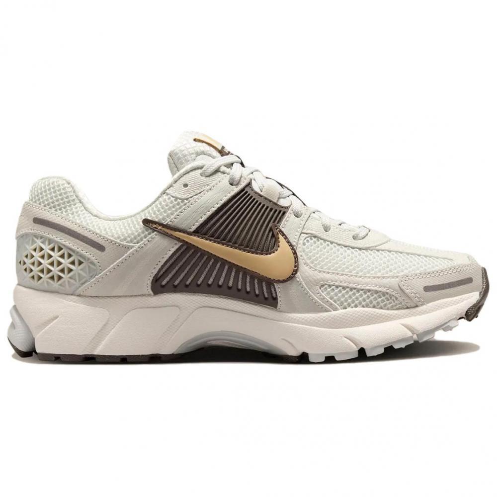 Nike Zoom Vomero 5 Light Bone Ironstone Women's купить в интернет-магазине Yoocart с быстрой доставкой по России.