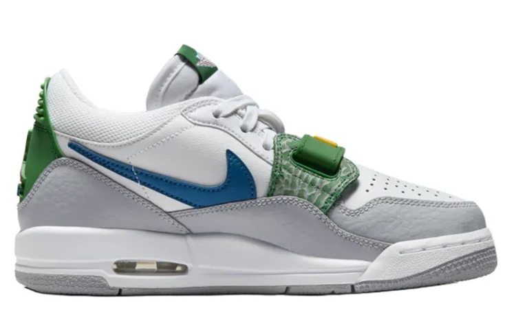 Jordan Legacy 312 Vintage Basketball Shoes Women's Low top Green/White