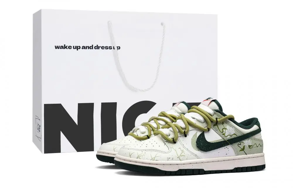 Nike Dunk Youth Without Regret Cushioning Lightweight Slip Resistant Low top Skateboard Shoes Unisex White Green