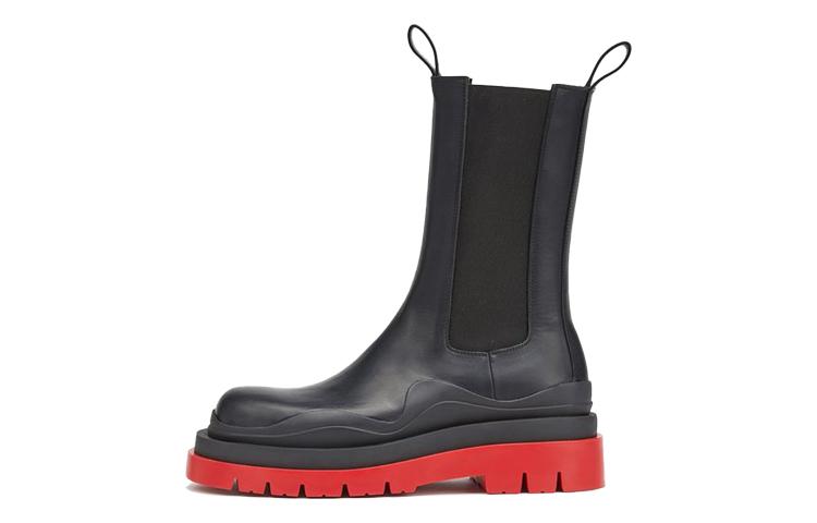 Bottega Veneta Tire Chelsea Crew Chelsea Boots Women's Black Red