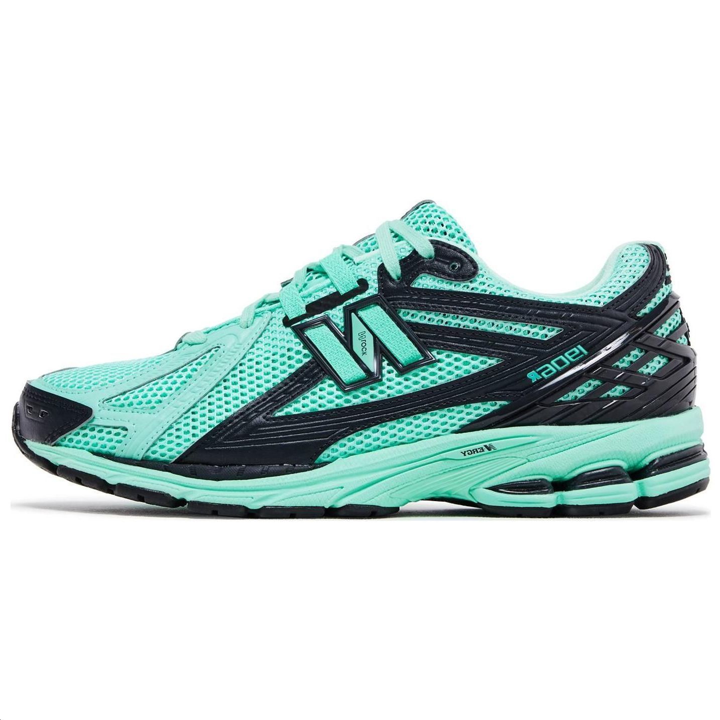 New Balance 1906R Size? Exclusive Green Black