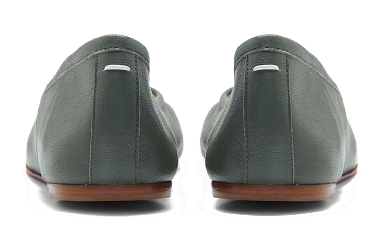 Maison Margiela Tabi Ballerina Flat Shoes Women's купить в интернет-магазине Yoocart с быстрой доставкой по России.