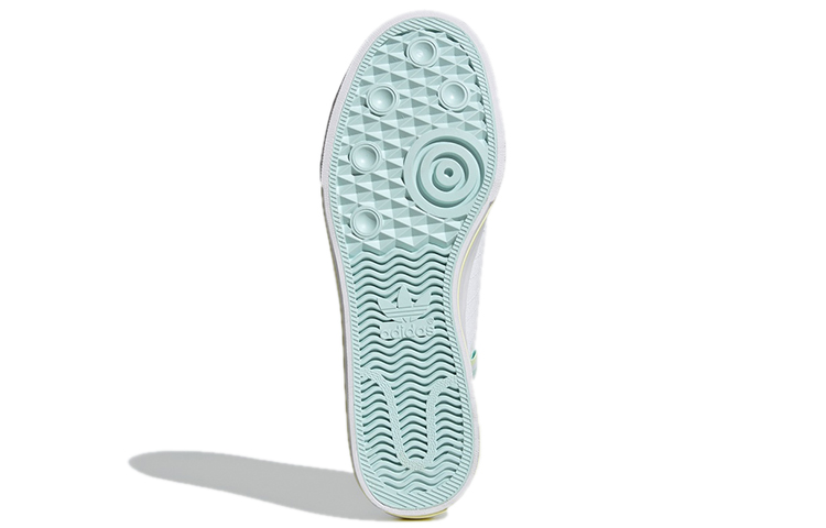 adidas originals Nizza White Halomin Yellow Tint Women's’s купить в интернет-магазине Yoocart с быстрой доставкой по России.