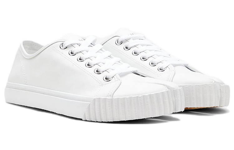Maison Margiela Tabi Low-top Sneakers