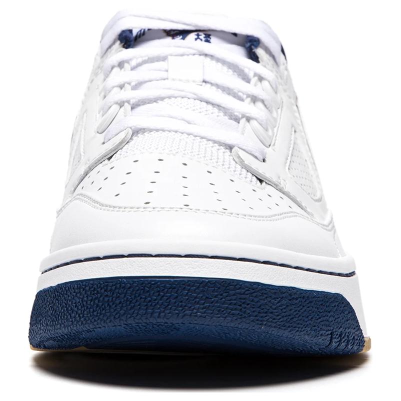 LiNing Anti Slip Wear Resistant Low Top Skateboard Shoes Unisex Standard White Navy Blue