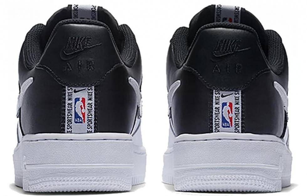 Nike Air Force 1 Low Spurs купить в интернет-магазине Yoocart с быстрой доставкой по России.