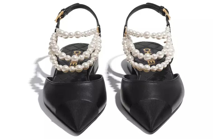CHANEL Flat Shoes Women's Black купить в интернет-магазине Yoocart с быстрой доставкой по России.