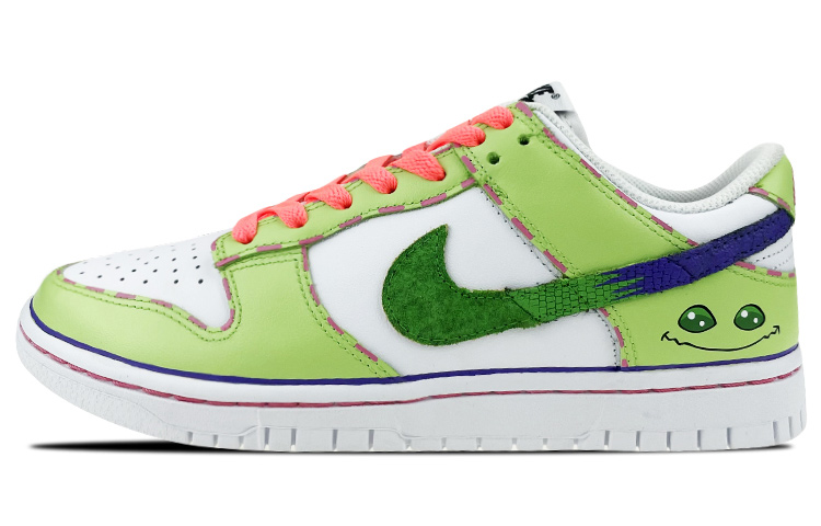 Nike Dunk Anti Slip Wear Resistant Low Top Skateboard Shoes Women's White Green
