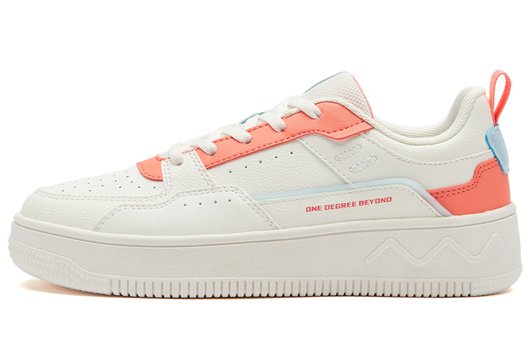 361° Coverage Slip Resistant Low Top Skateboard Shoes Women's Feather White Pink Orange купить в интернет-магазине Yoocart с быстрой доставкой по России.