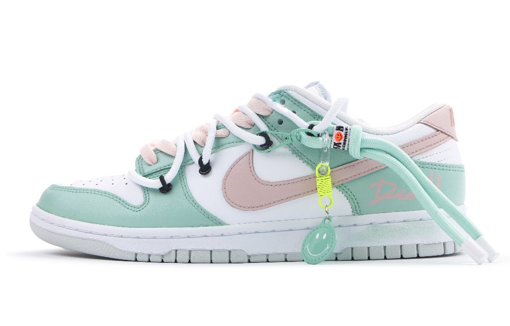 Nike Dunk Skateboard Shoes Men Low-Top White
