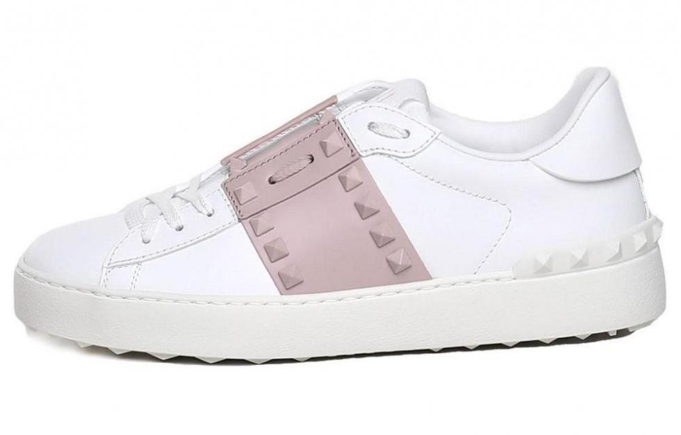 Valentino ROCKSTUD UNTITLED Garavani Low Top Stylish Skateboarding Shoes Women's White Pink