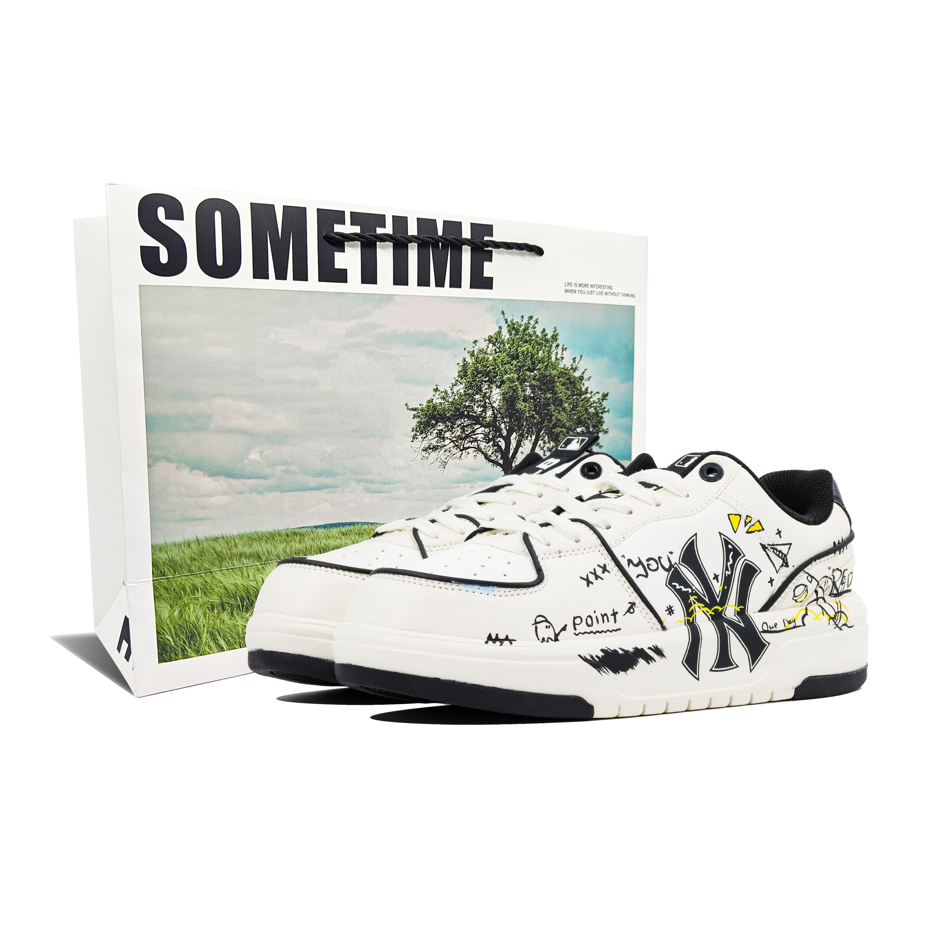 MLB Chunky Liner Drawing, Wish List Wear resistant And Lightweight Low top Skateboard Shoes Unisex Black White