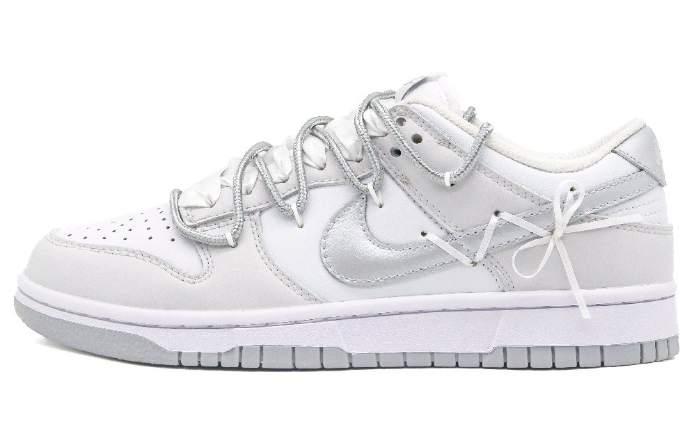 Nike Dunk Low-Top Skateboard Shoes GS White Silver