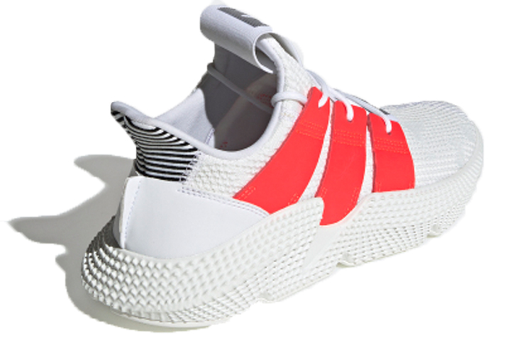 Adidas Prophere 'White Red' купить в интернет-магазине Yoocart с быстрой доставкой по России.