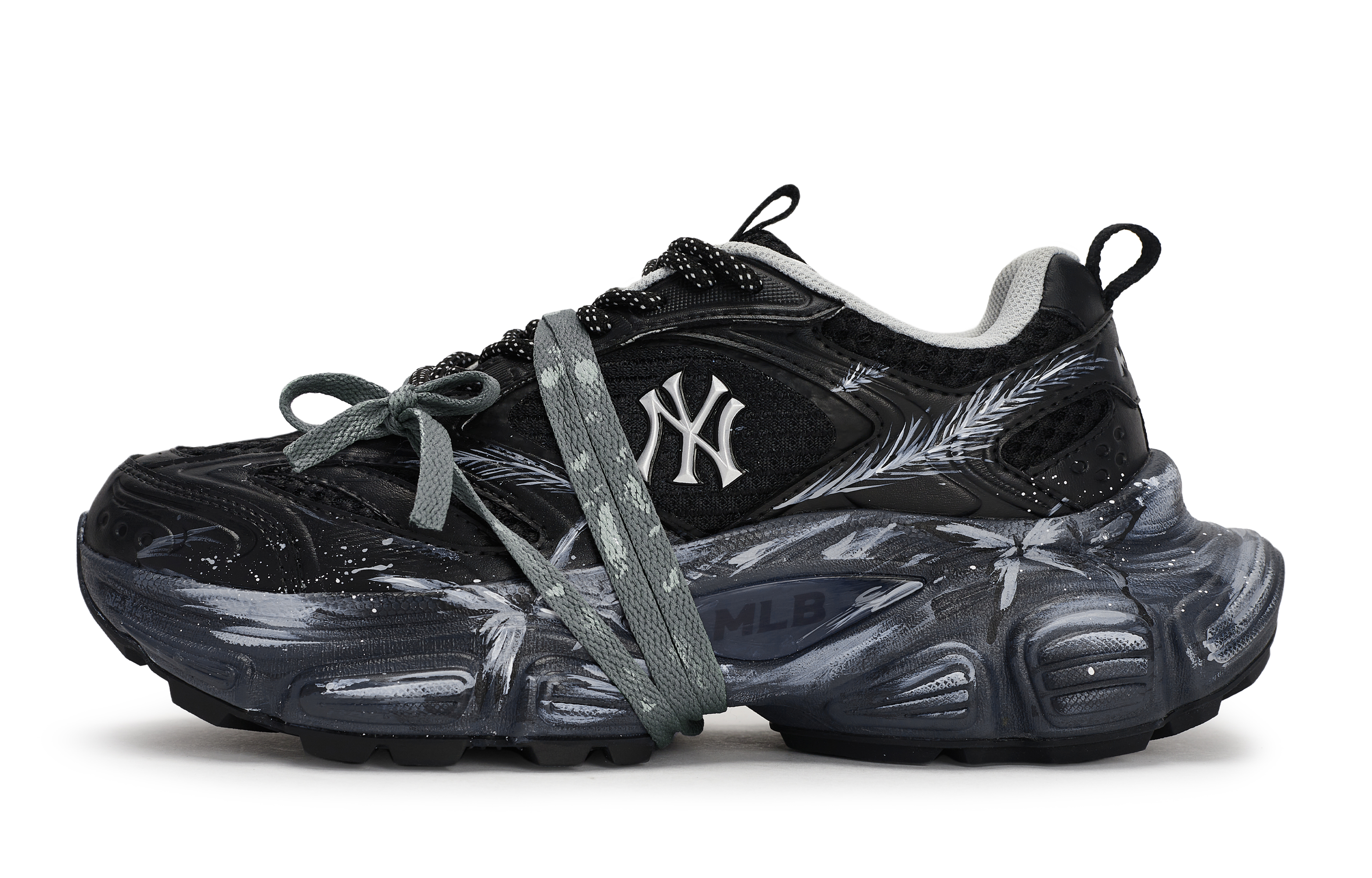 MLB New York Yankees Chunky Sneakers Unisex Low Top Black/White/Gray
