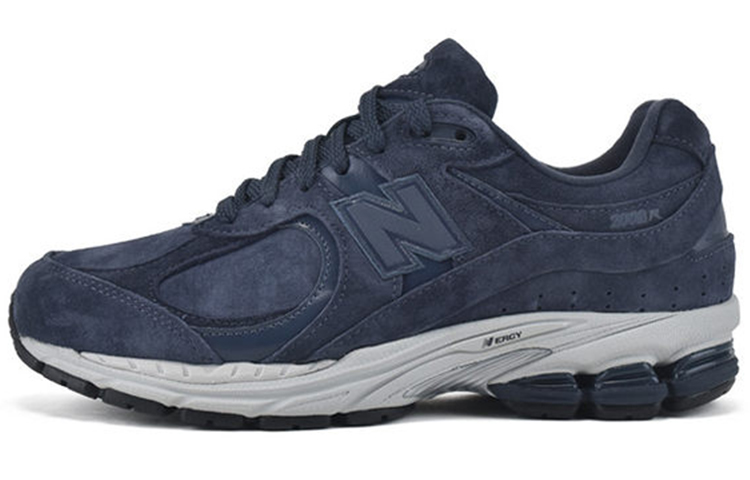 New Balance 2002R Navy Silver Metallic