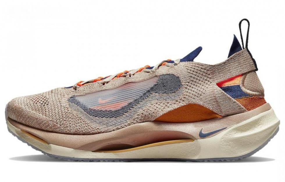 Nike Spark Flyknit Tan Total Orange