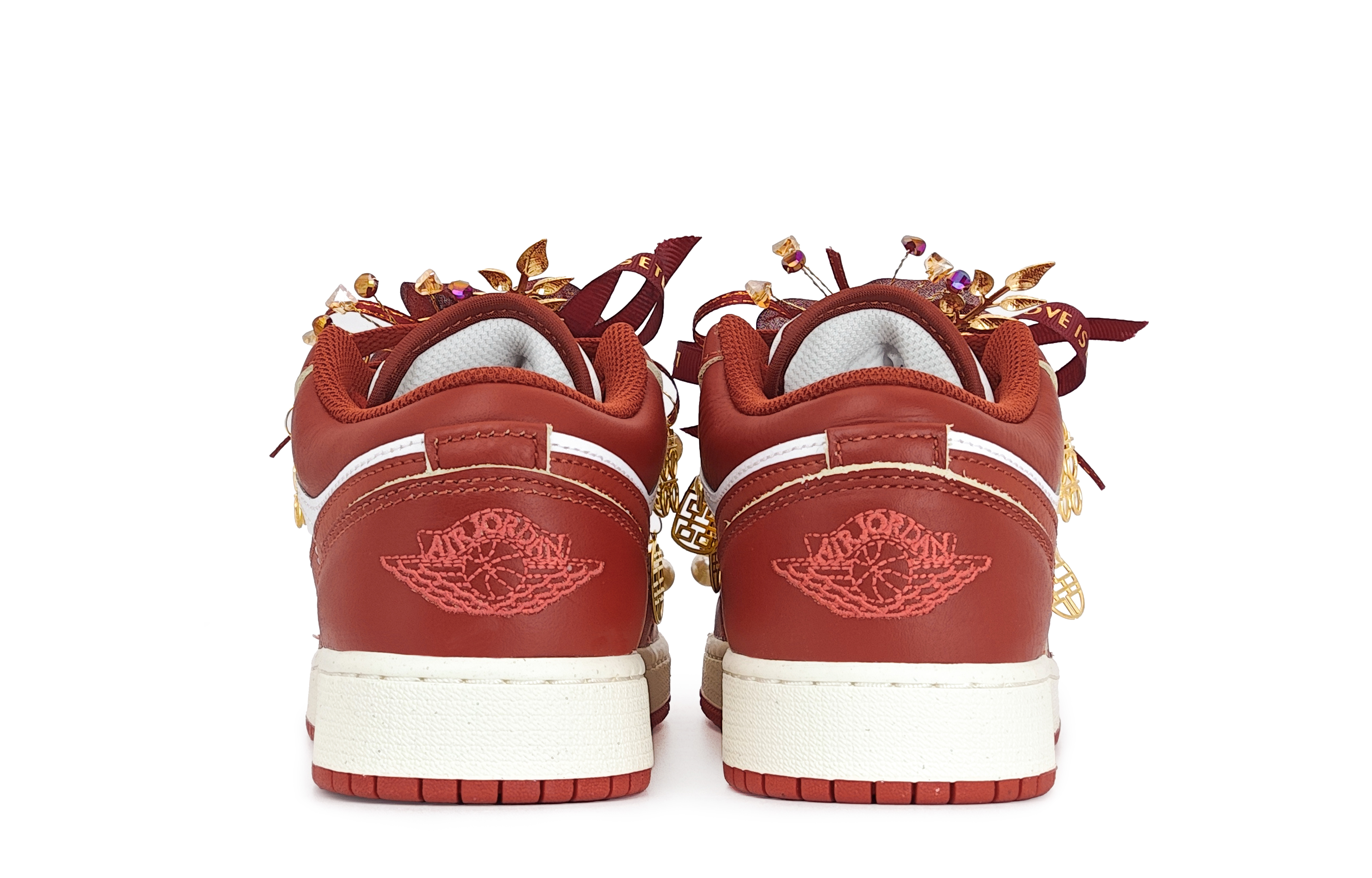 Jordan Air Jordan 1 Red Leaf Alliance Cushioning Wear Resistant Low Top Vintage Basketball Shoes Women's Red купить в интернет-магазине Yoocart с быстрой доставкой по России.
