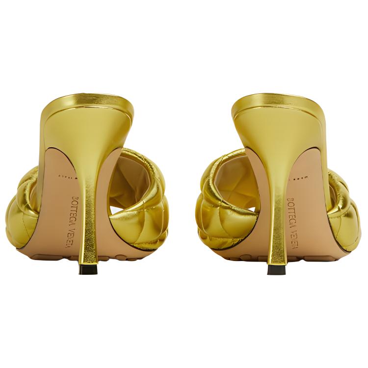 Bottega Veneta Padded Stylish Sandal 9cm Women's Gold купить в интернет-магазине Yoocart с быстрой доставкой по России.