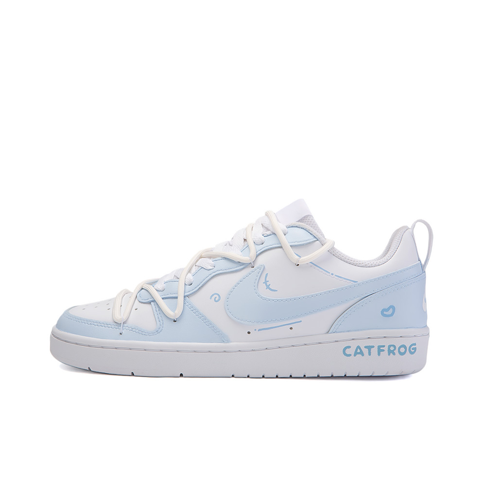Nike Court Borough Blue Mood, Amber Low Top Skateboard Shoes Women's White Blue
