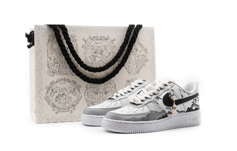 Nike Air Force 1 Anti Slip Wear Resistant Low Top Skateboard Shoes Unisex Black White Gray