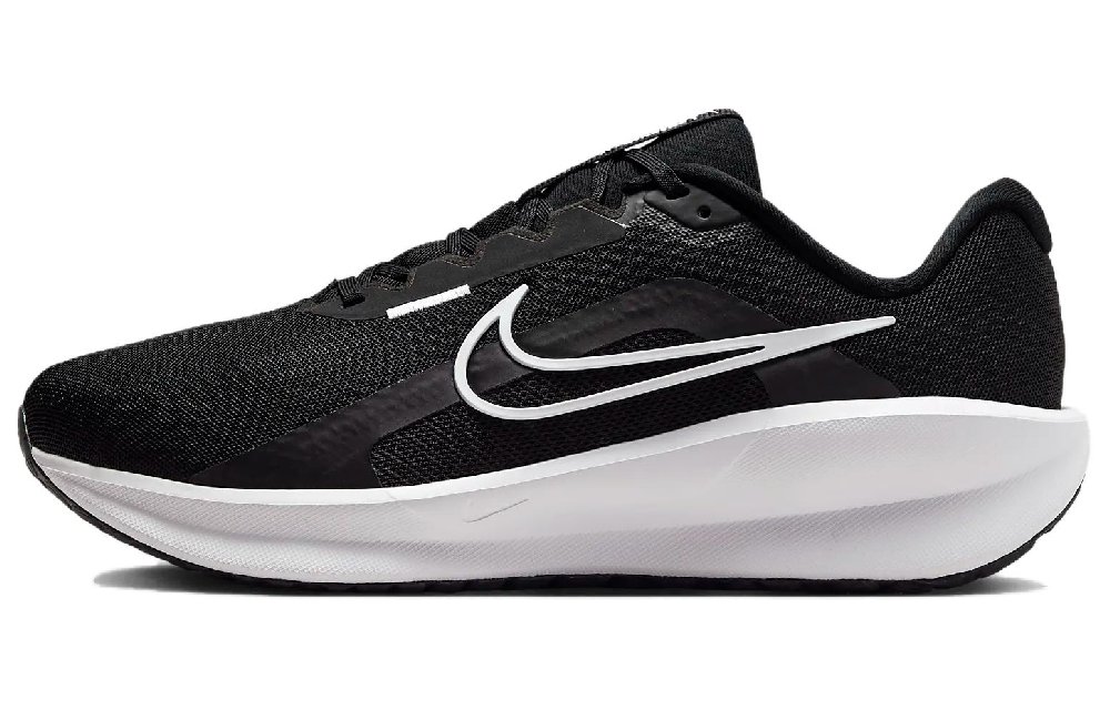 Nike Downshifter 13 Extra Wide 'Black White'