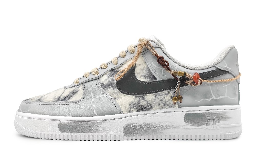Nike Air Force 1 Low Low-Top Skateboard Shoes GS Yellow Gray