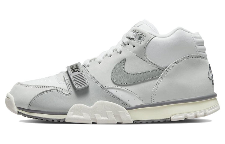 Nike Air Trainer 1 Photon Dust Light Smoke Grey