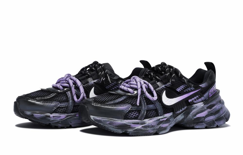 Nike V2K Run Waterproof Low top Running Shoes Unisex Black Purple купить в интернет-магазине Yoocart с быстрой доставкой по России.