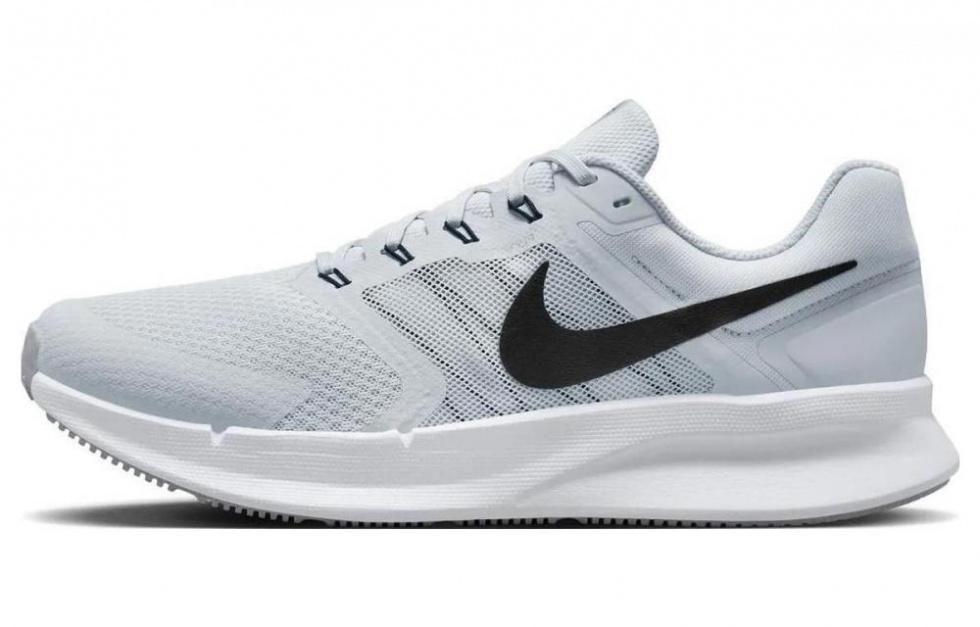 NIKE Run Swift 3 Беговые кроссовки Низкие Мужские