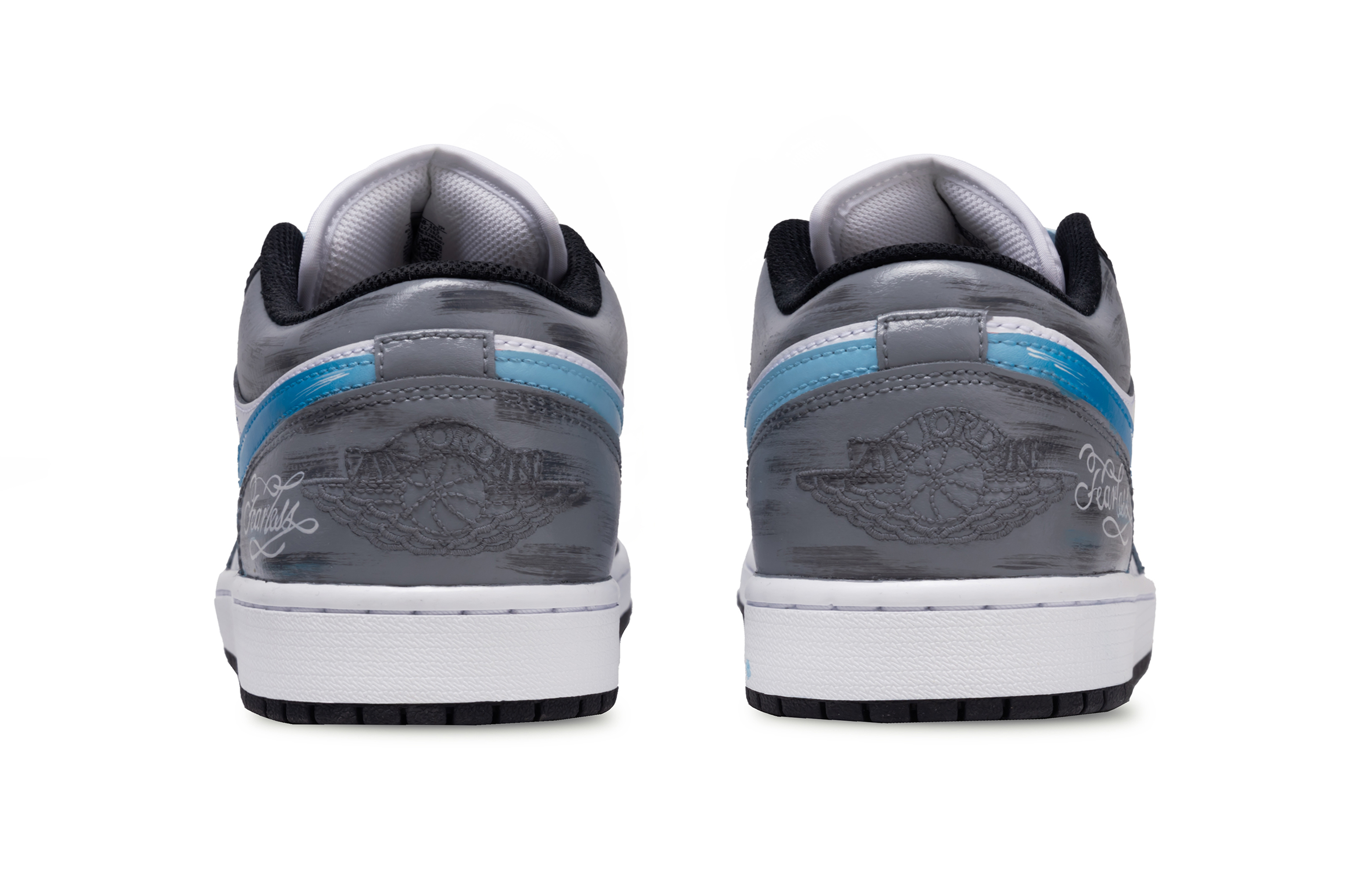 Jordan Air Jordan 1 Celestine Abrasion Resistant Low top Vintage Basketball Shoes Unisex Blue Black купить в интернет-магазине Yoocart с быстрой доставкой по России.