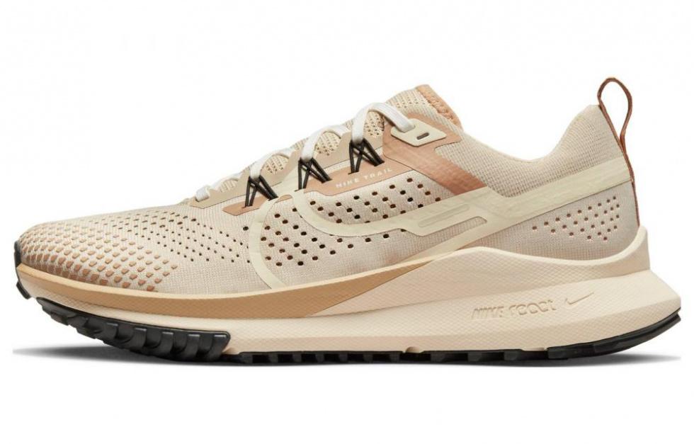 Nike React Pegasus Trail 4 Sanddrift Coconut Milk Women's