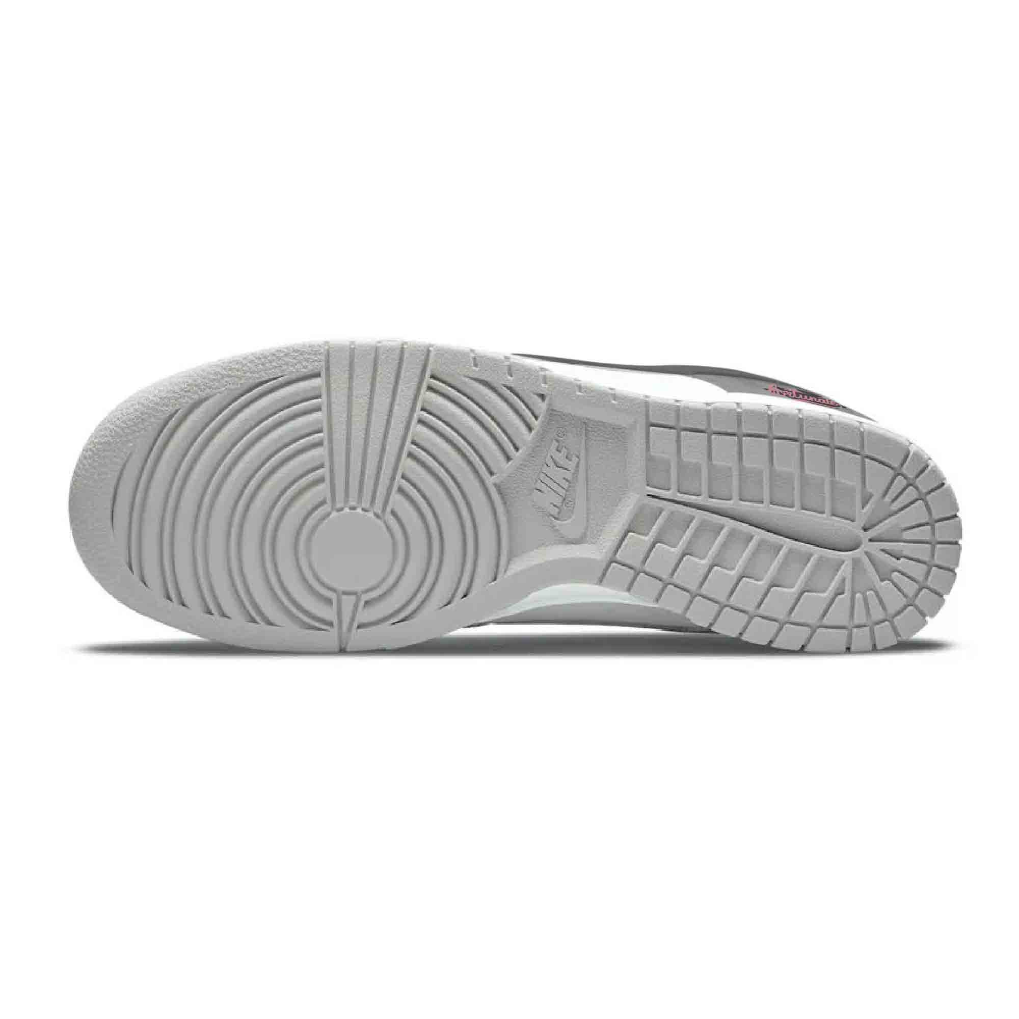 Nike Dunk Abrasion-Resistant Low-Top Skateboard Shoes Men's White купить в интернет-магазине Yoocart с быстрой доставкой по России.