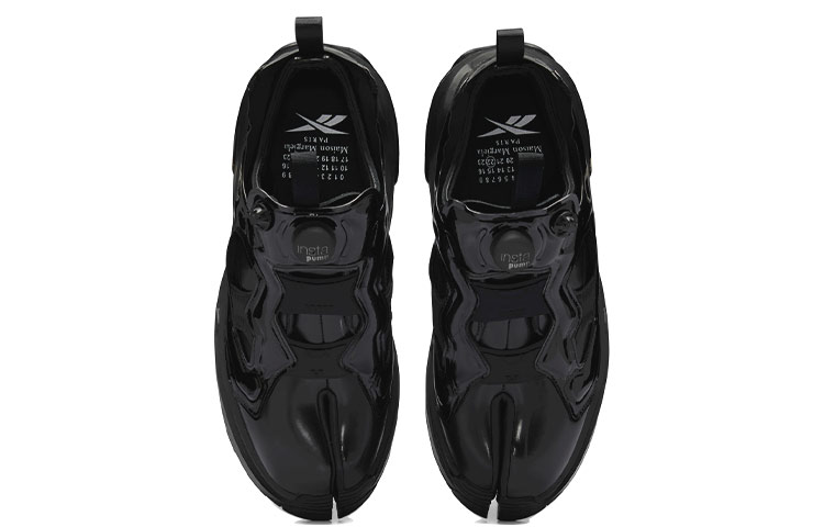 Reebok Tabi Instapump Fury Oxford Maison Margiela Black купить в интернет-магазине Yoocart с быстрой доставкой по России.