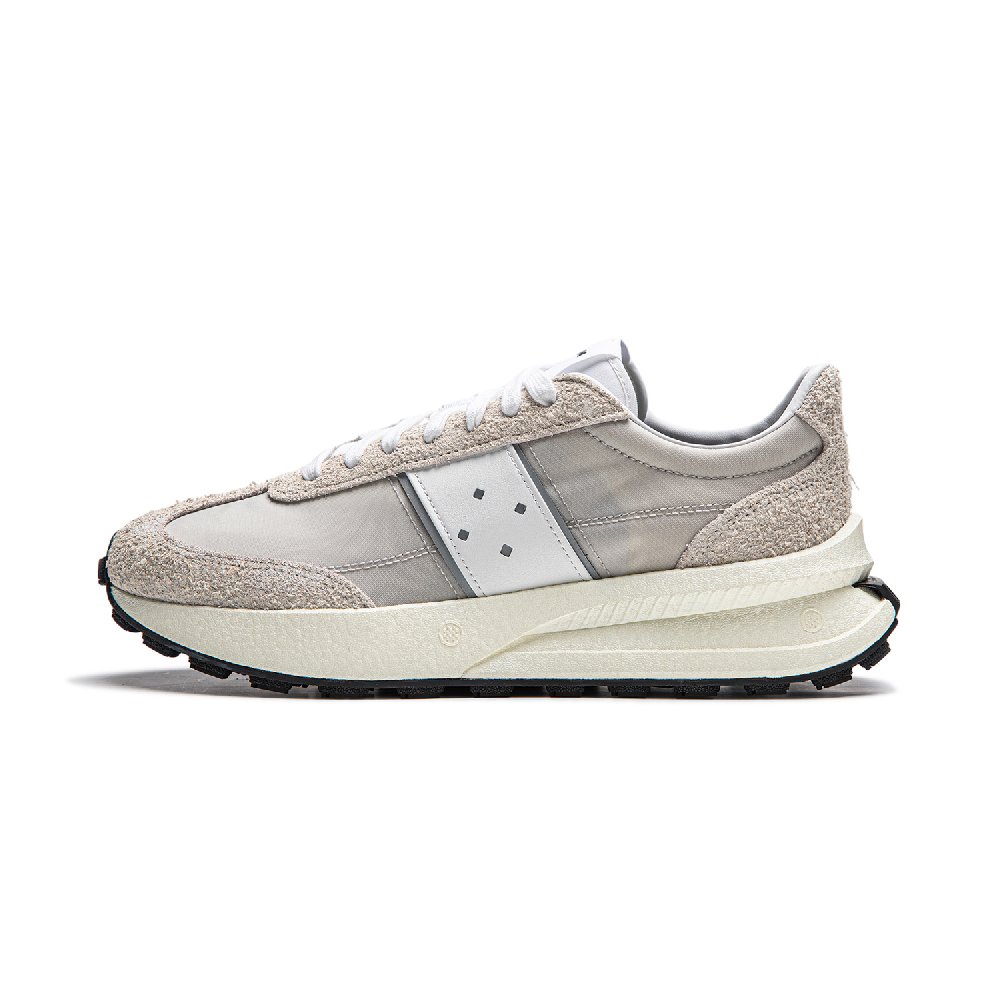 LiNing Cushioning Wear-Resistant Low-Top Casual Running Shoes Unisex Gray Beige