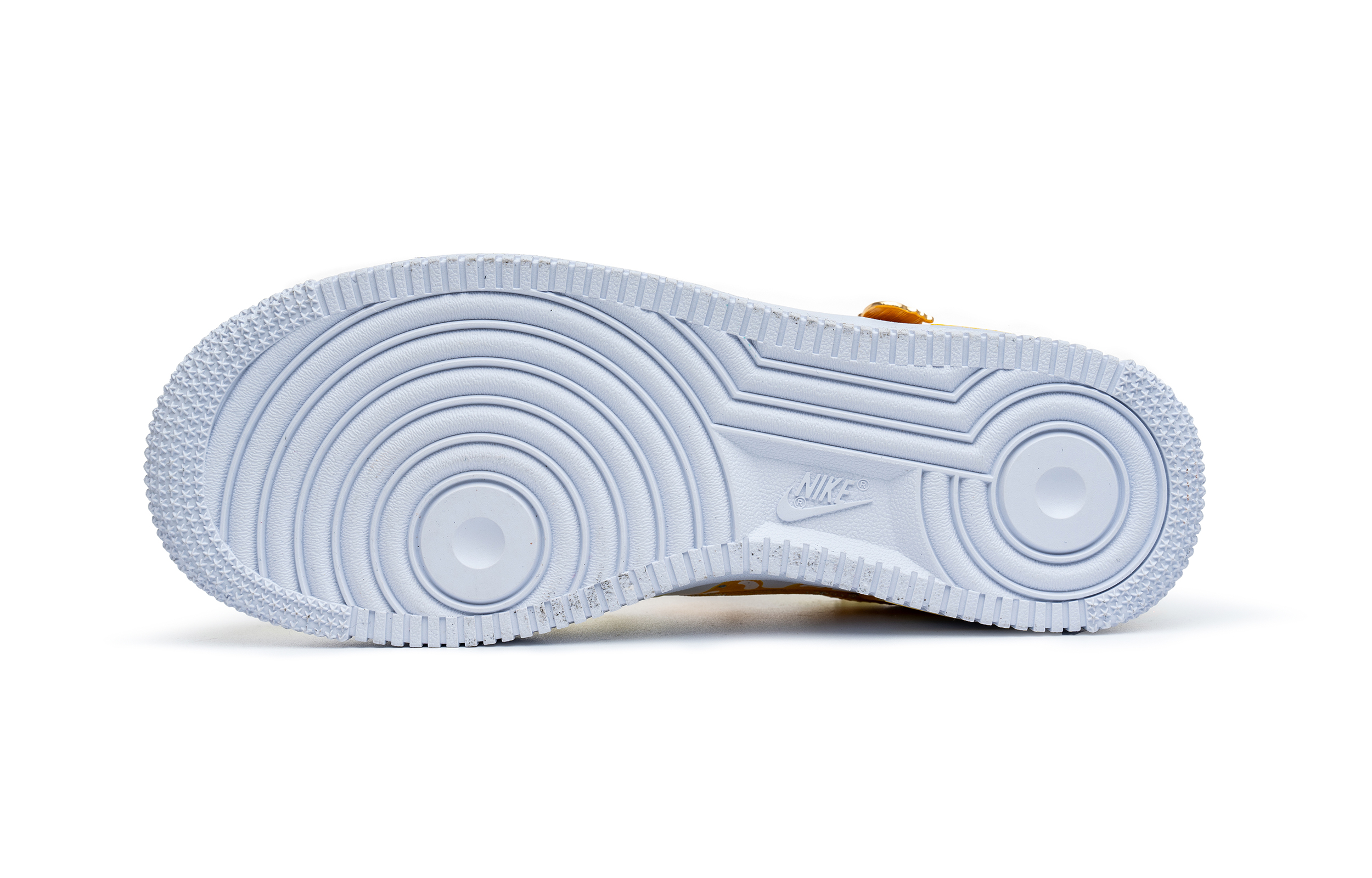 Nike Air Force 1 Skateboard Shoes Women's Low Top White, Yellow купить в интернет-магазине Yoocart с быстрой доставкой по России.