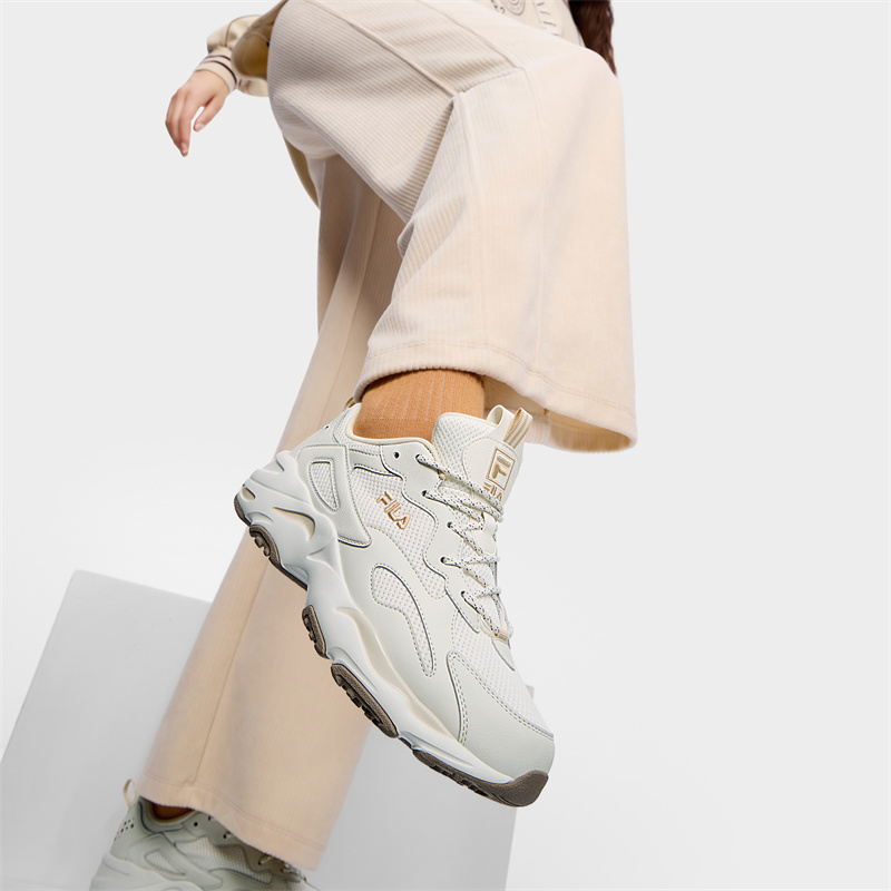 FILA Vintage Collection Low Top Casual Shoes Women's Snow/Haze Gray купить в интернет-магазине Yoocart с быстрой доставкой по России.