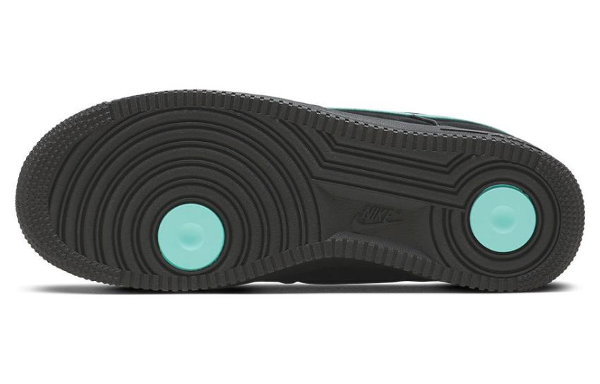 Nike Air Force 1 Low Tiffany & Co. 1837 купить в интернет-магазине Yoocart с быстрой доставкой по России.