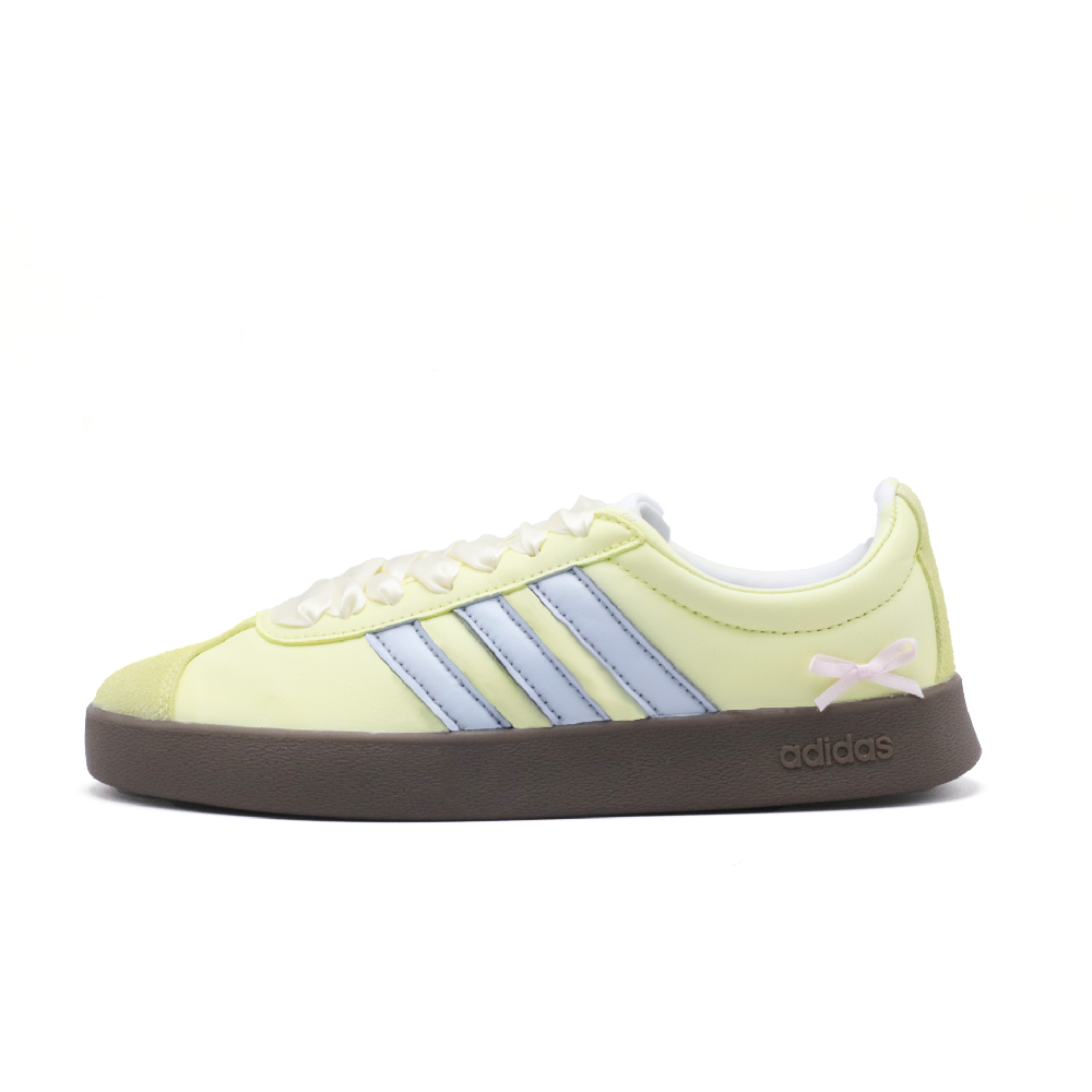Adidas Vl Court Classic Sea Salt Cheese Low Top Skateboard Shoes Women's Yellow