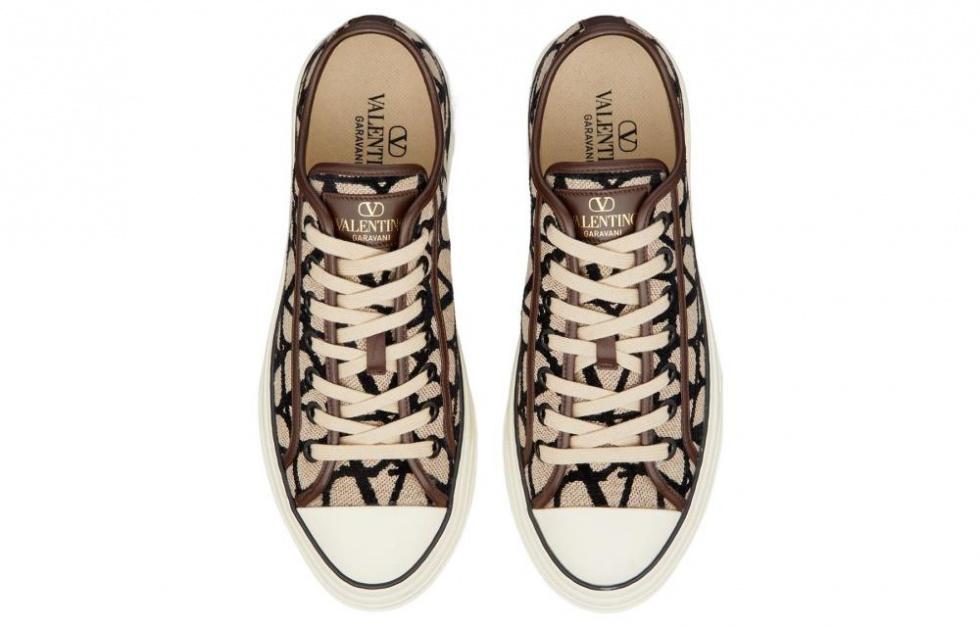Valentino TOTALOOP Low Top Stylish Skateboarding Shoes Men's Beige Black купить в интернет-магазине Yoocart с быстрой доставкой по России.